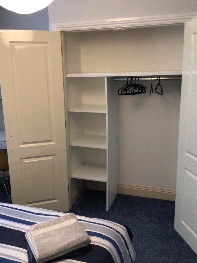 Rockmount Court Apartment บอร์นมัธ ภายนอก รูปภาพ