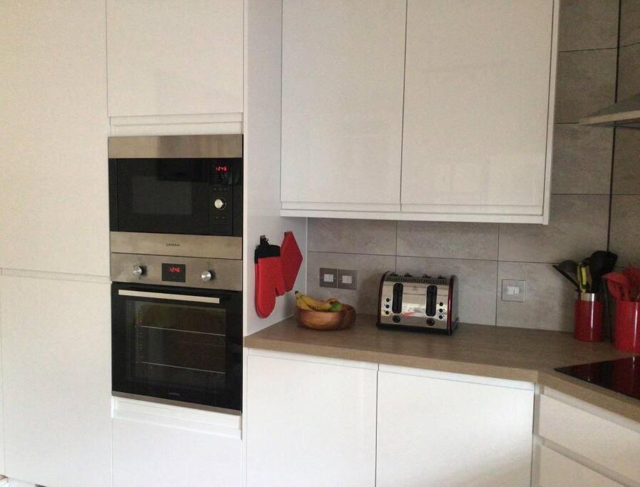 Rockmount Court Apartment บอร์นมัธ ภายนอก รูปภาพ