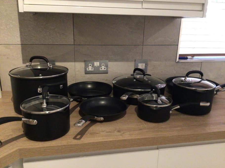 Rockmount Court Apartment บอร์นมัธ ภายนอก รูปภาพ