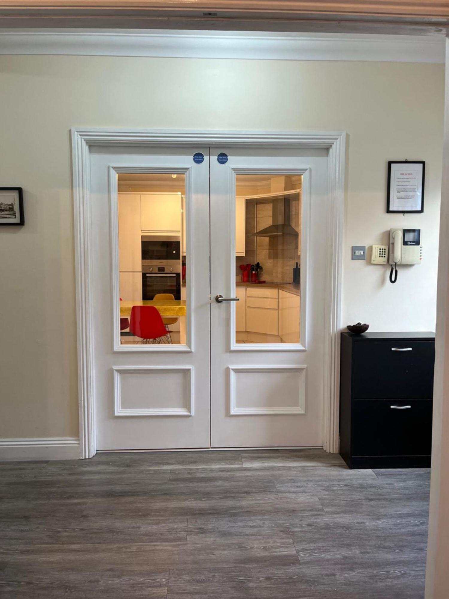 Rockmount Court Apartment บอร์นมัธ ภายนอก รูปภาพ