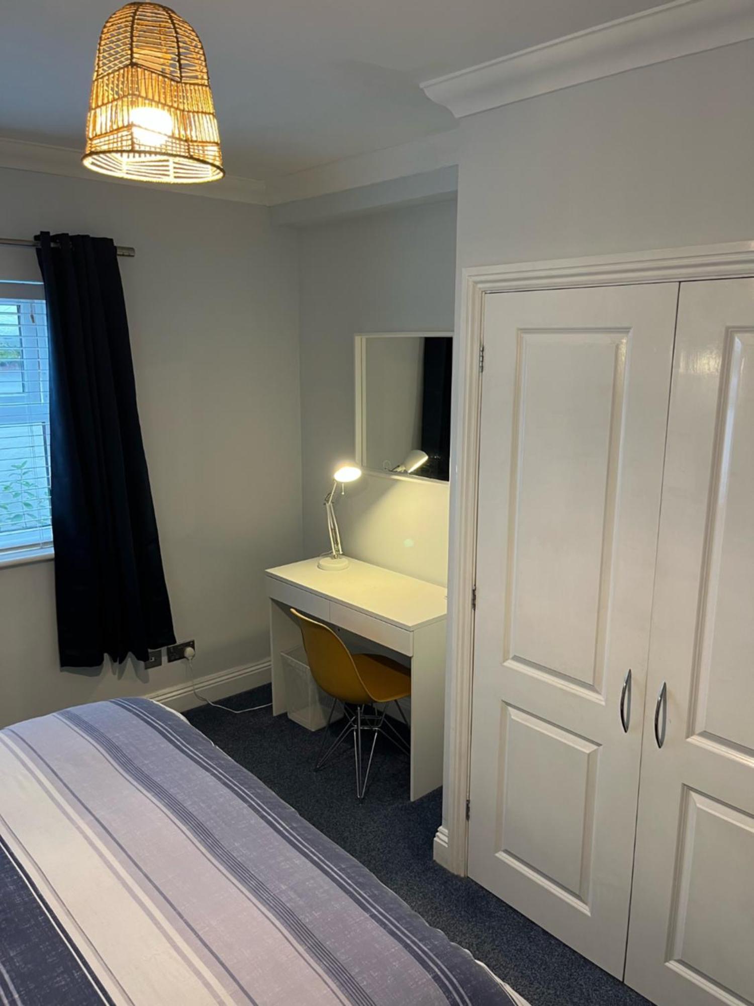 Rockmount Court Apartment บอร์นมัธ ภายนอก รูปภาพ