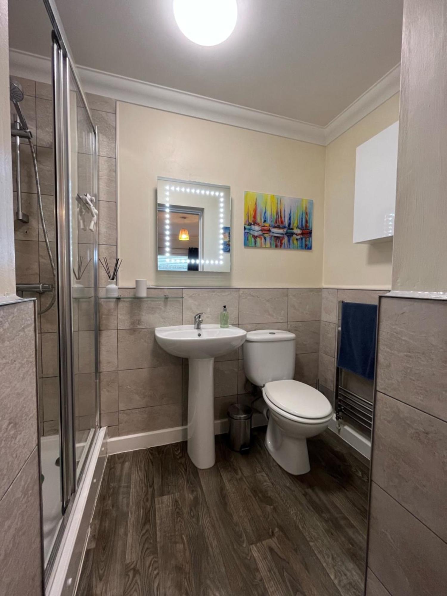 Rockmount Court Apartment บอร์นมัธ ภายนอก รูปภาพ